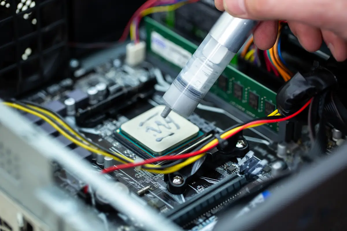 What Makes a Laptop Fast? A Complete Guide for Everyday Users See what makes a laptop fast by maintaining proper thermal management and preventing overheating issues.