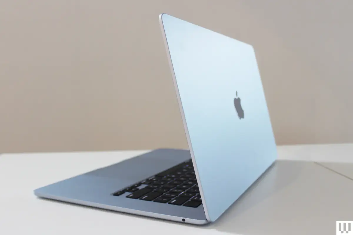 MacBook Air 15inch M4 2025